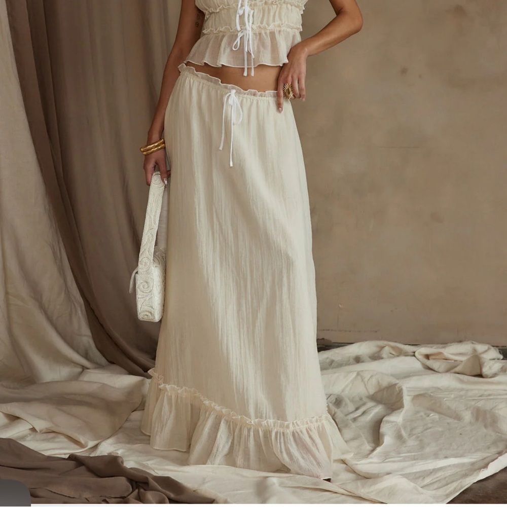 12th tribe Dahlia Baby Yellow Maxi Skirt size small